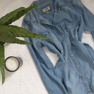Express Boyfriend Denim Shirt - Medium